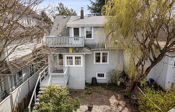2039 Creelman Avenue Kitsilano