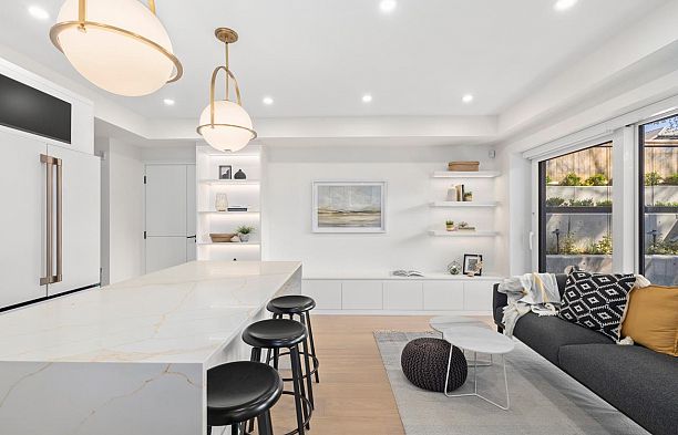 681 W 18th Avenue Cambie