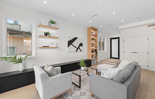 679 W 18th Avenue Cambie