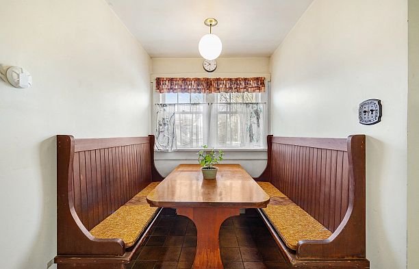 2039 Creelman Avenue Kitsilano
