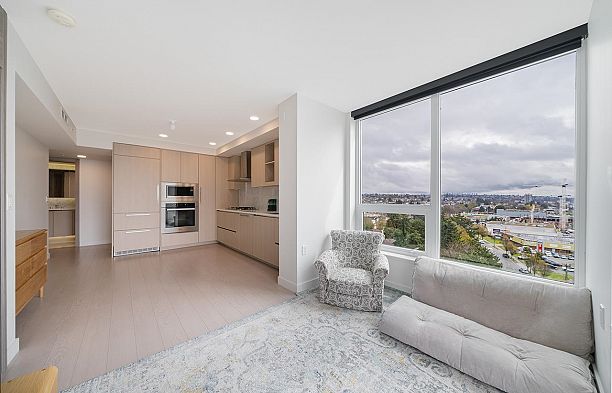 1206 433 SW Marine Drive Marpole