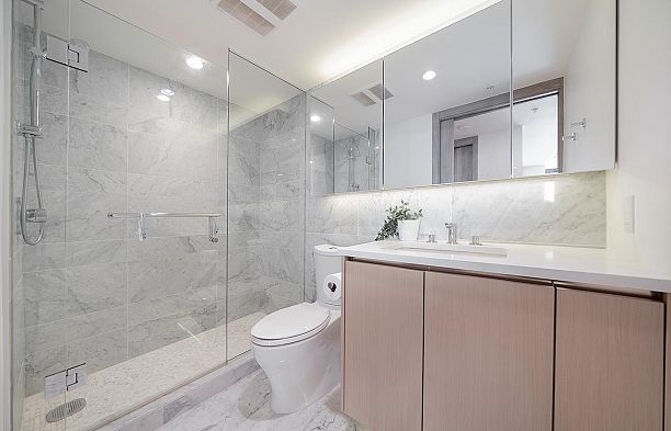 1206 433 SW Marine Drive Marpole