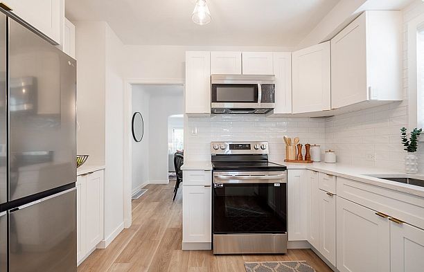 2933 W 42nd Avenue Kerrisdale