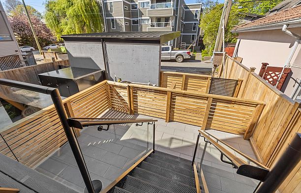 679 W 18th Avenue Cambie