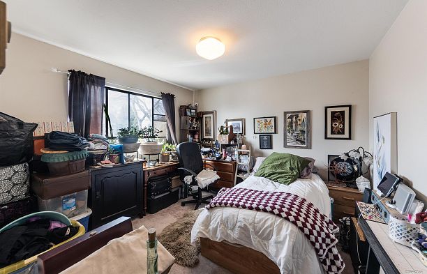 1215 W 67th Avenue Marpole