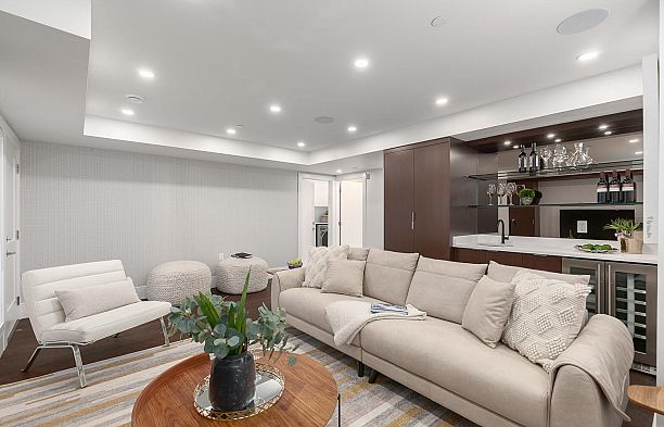 2471 Edgar Crescent Quilchena