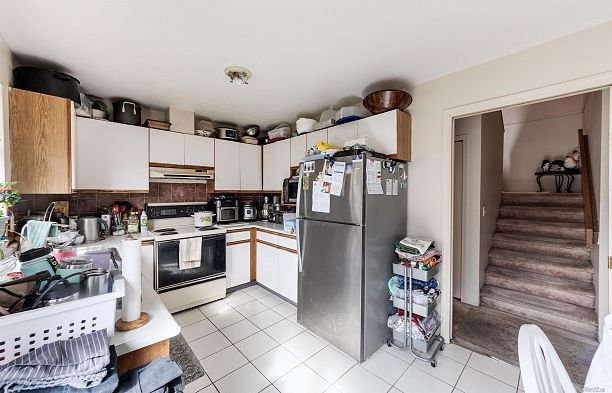 1215 W 67th Avenue Marpole