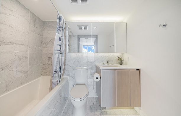 1206 433 SW Marine Drive Marpole