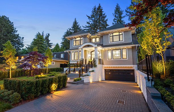 4172 Doncaster Way Dunbar