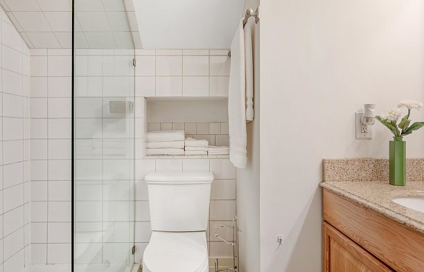 2814 W 3rd Avenue Kitsilano