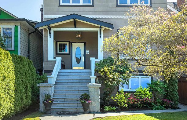 2814 W 3rd Avenue Kitsilano