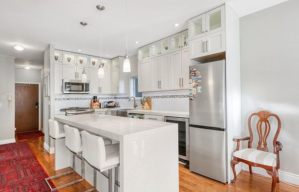 2814 W 3rd Avenue Kitsilano