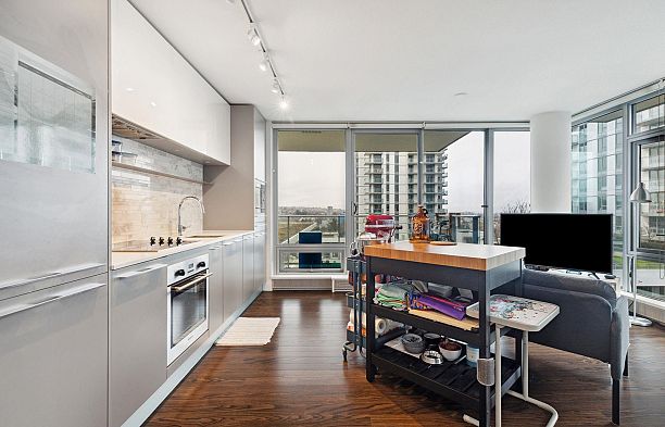 806 8031 Nunavut Lane Marpole