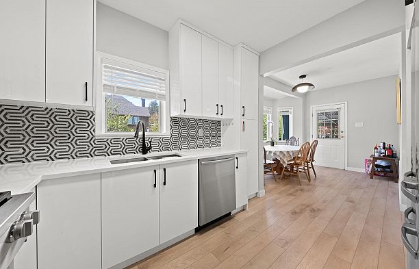 3099 W 6th Avenue Kitsilano