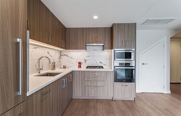 403 528 W King Edward Avenue Cambie