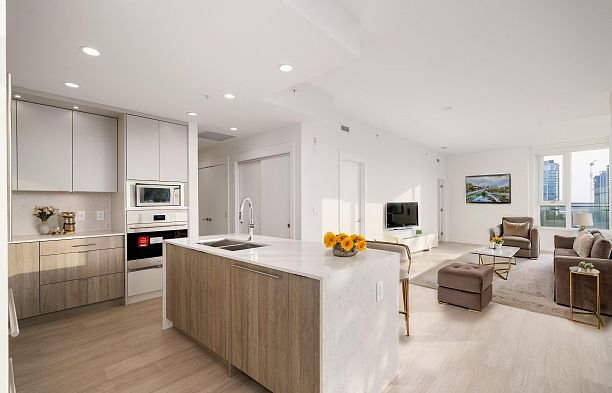 503 7638 Cambie Street Marpole