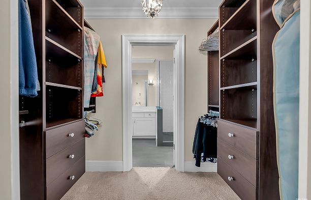 6249 Mccleery Street Kerrisdale