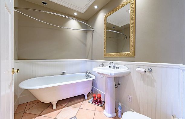 7708 Heather Street Marpole