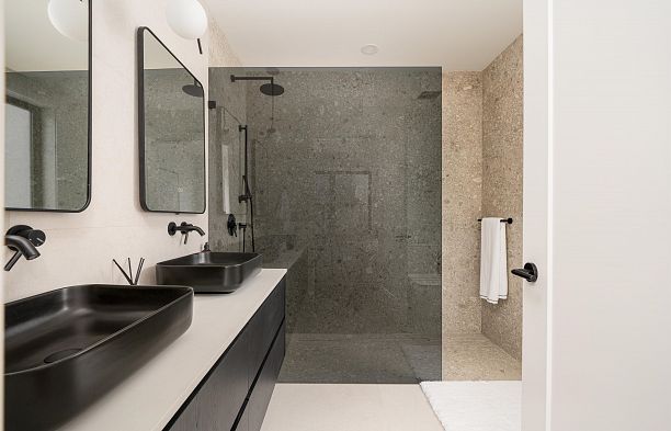 850 W 64th Avenue Marpole