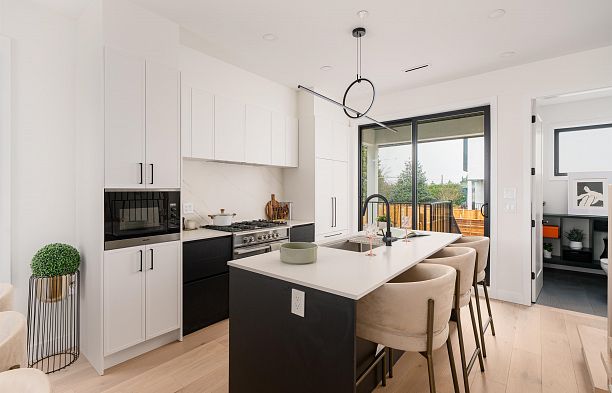850 W 64th Avenue Marpole