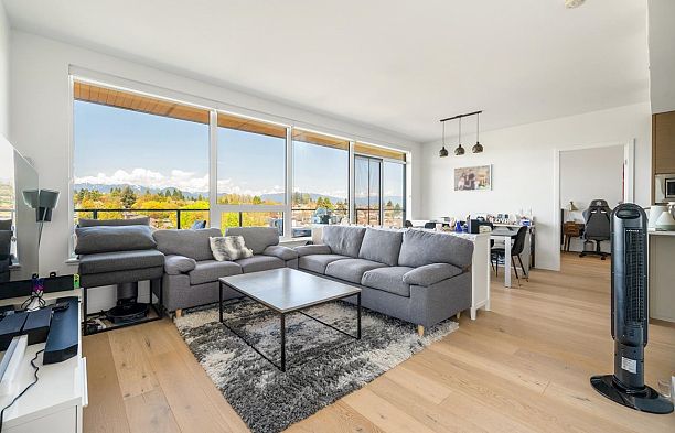 603 5693 Elizabeth Street Cambie