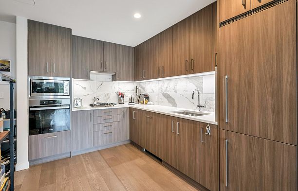 209 528 W King Edward Avenue Cambie