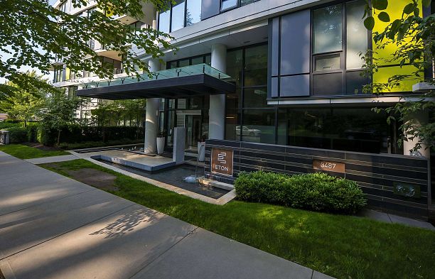 1302 3487 Binning Road University VW