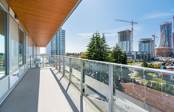 603 5693 Elizabeth Street Cambie