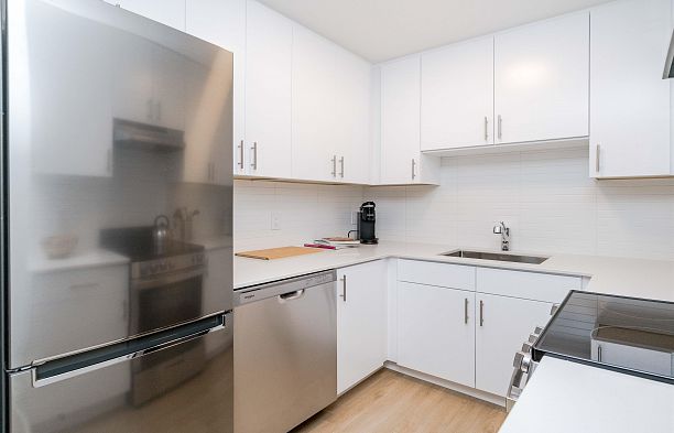 102 8690 Montcalm Street Marpole