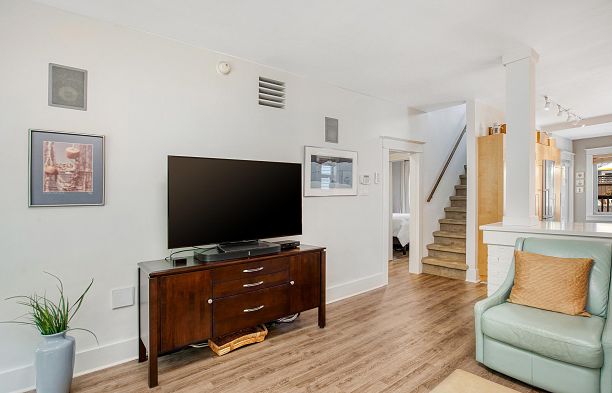1353 Maple Street Kitsilano