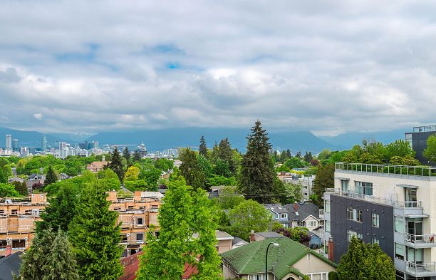 209 528 W King Edward Avenue Cambie