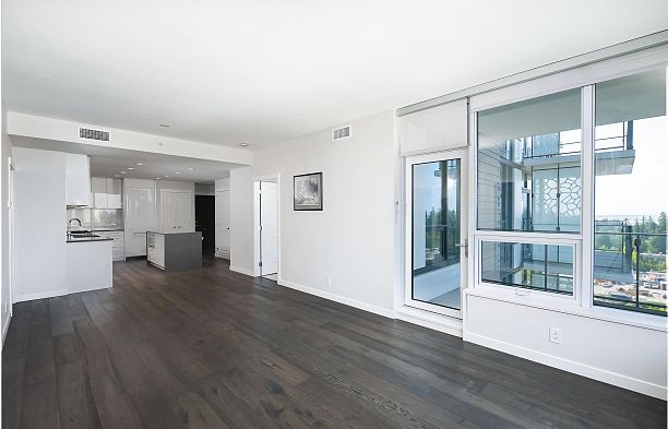 1302 3487 Binning Road University VW