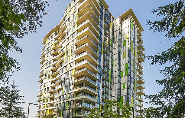 1302 3487 Binning Road University VW