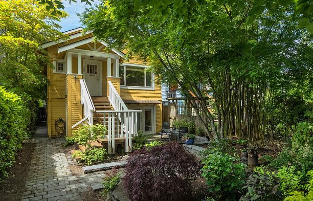1353 Maple Street Kitsilano
