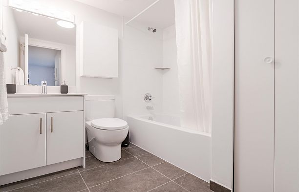 102 8690 Montcalm Street Marpole
