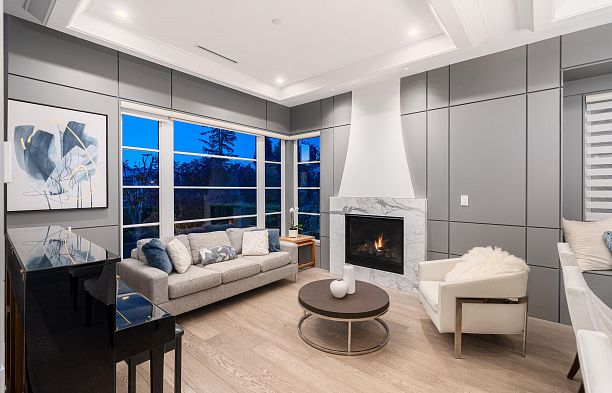 2820 W 32nd Avenue MacKenzie Heights