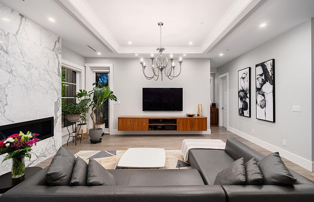 2820 W 32nd Avenue MacKenzie Heights