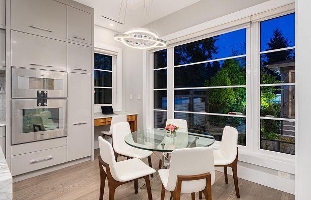 2820 W 32nd Avenue MacKenzie Heights