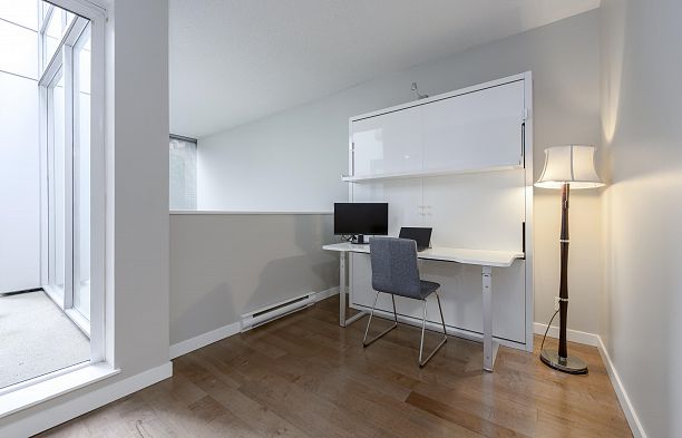 128 Dunsmuir Street Downtown VW