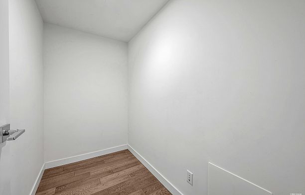303 5077 Cambie Street Cambie