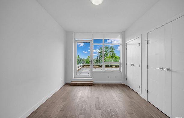 303 5077 Cambie Street Cambie