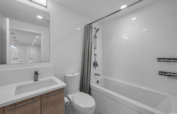 303 5077 Cambie Street Cambie