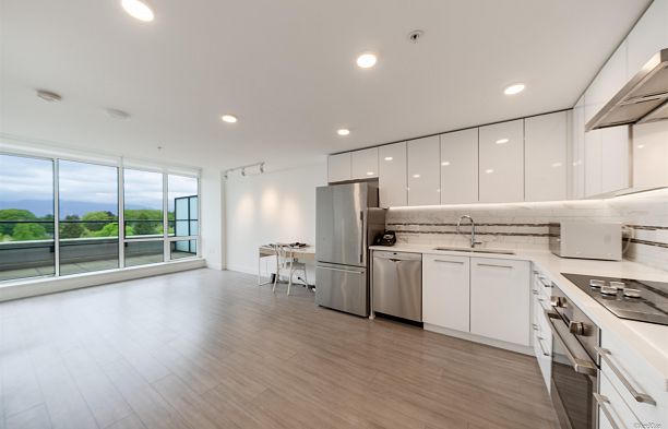 433 438 W King Edward Avenue Cambie