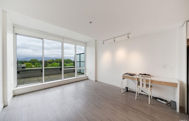433 438 W King Edward Avenue Cambie