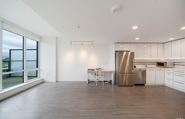 433 438 W King Edward Avenue Cambie