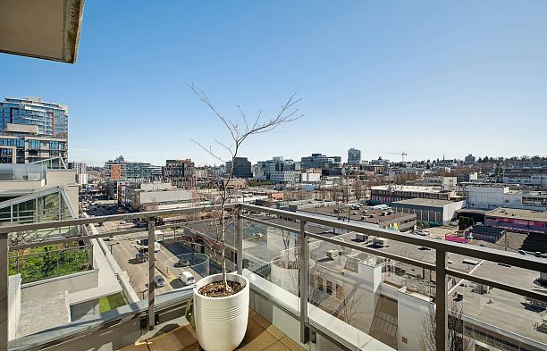 1101 89 West 2nd Avenue False Creek