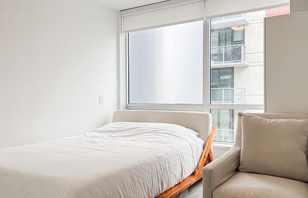 503 1788 Columbia Street False Creek