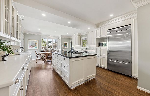 2627 W 37th Avenue MacKenzie Heights