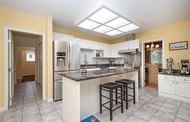2104 W 57th Avenue S.W. Marine