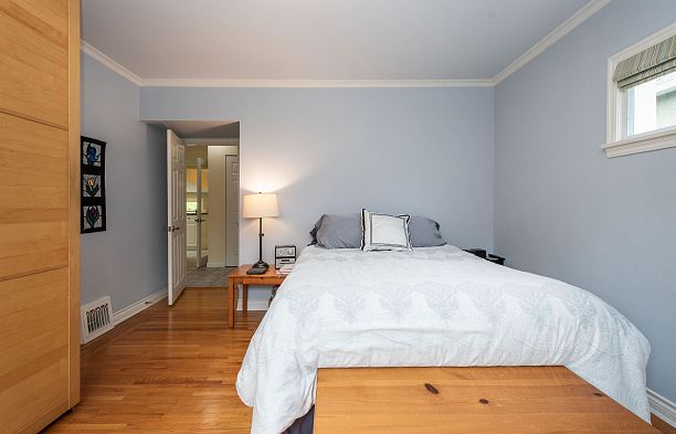 2104 W 57th Avenue S.W. Marine